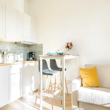 Charming In The Heart Of The 16th District - Mobility Lease * París