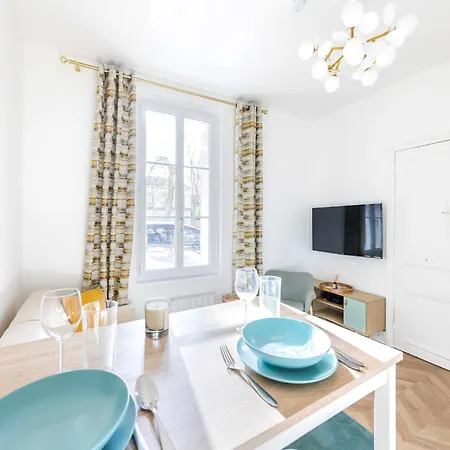 Charming In The Heart Of The 16th District - Mobility Lease