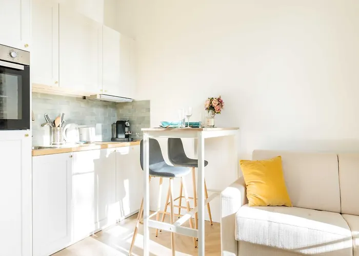 Charming In The Heart Of The 16th District - Mobility Lease * Parijs